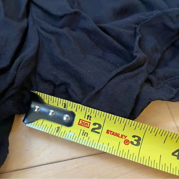 Alice + Olivia Romper Women’s Size 2 Black Zip Up Back V Neck Flowy - Picture 13 of 14